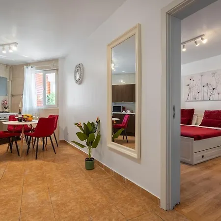 Burgundy Sky Dorobanți Apartment Bukarest